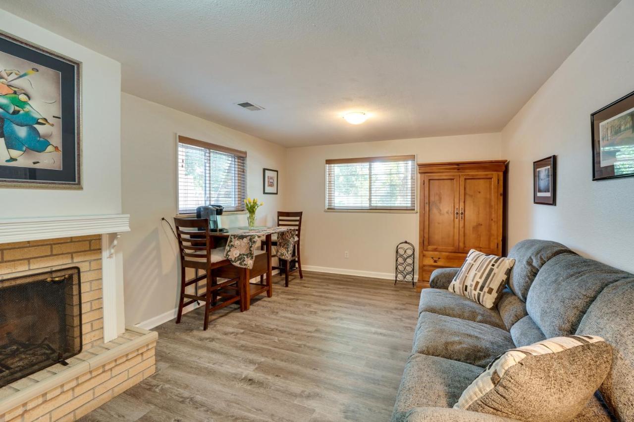Vacation With Grill - 7 Mi To Downtown Apartment