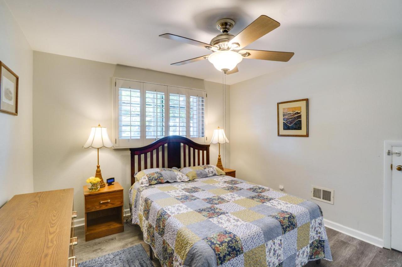 Vacation With Grill - 7 Mi To Downtown Apartment