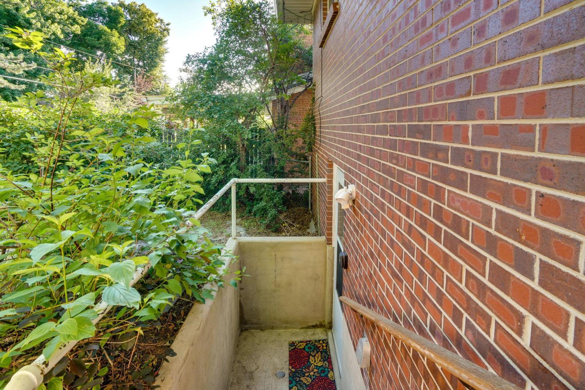 Vacation With Grill - 7 Mi To Downtown Apartment